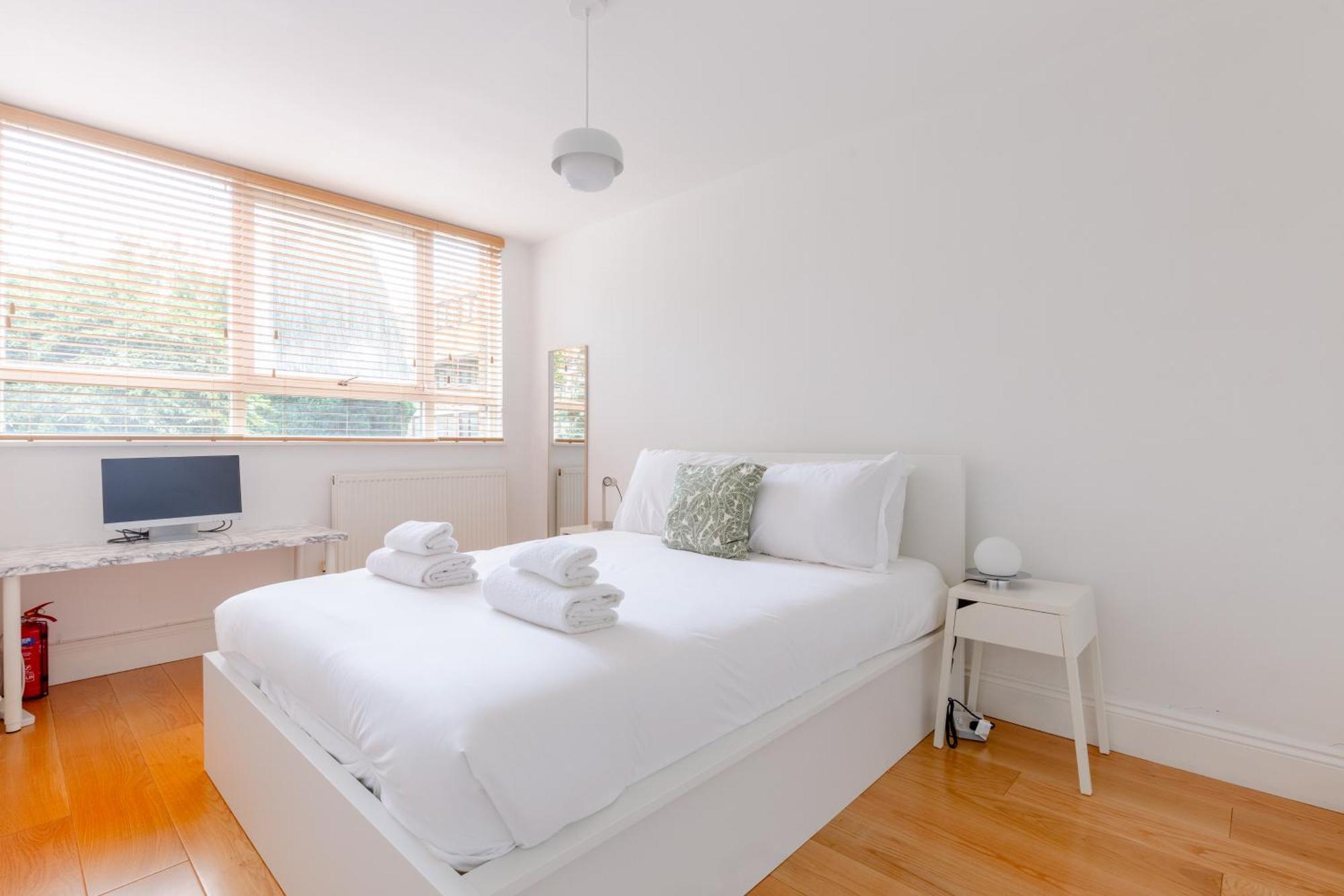 Appartamento Unique 3bd Flat In Hoxton With Private Garden Londra