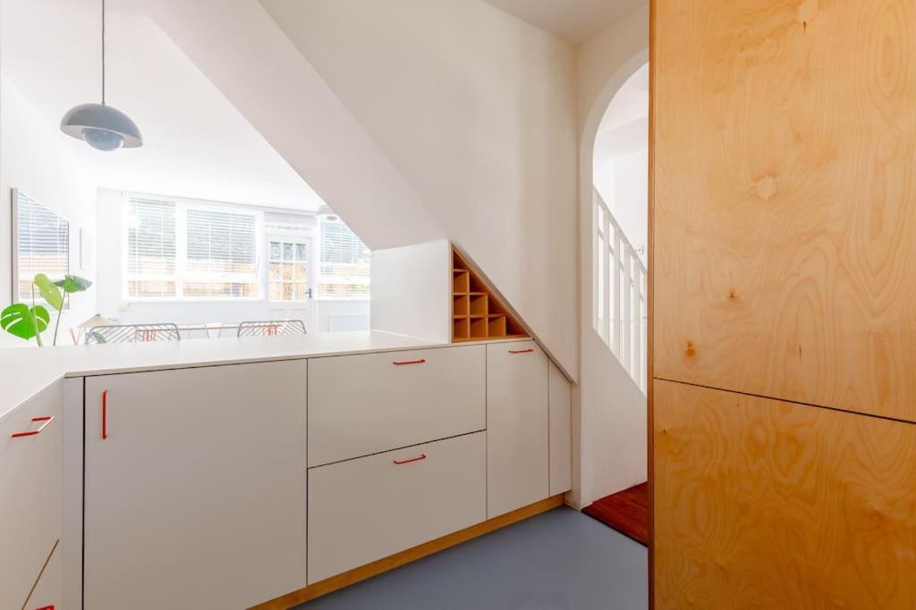 Unique 3bd Flat In Hoxton With Private Garden Londra